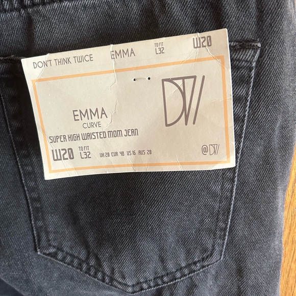 DTT (Don’t Think Twice) Plus Veron relaxed fit mom jeans in washed black NWT - Picture 7 of 11